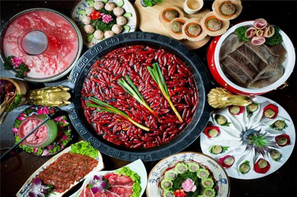 小兵坝坝老火锅